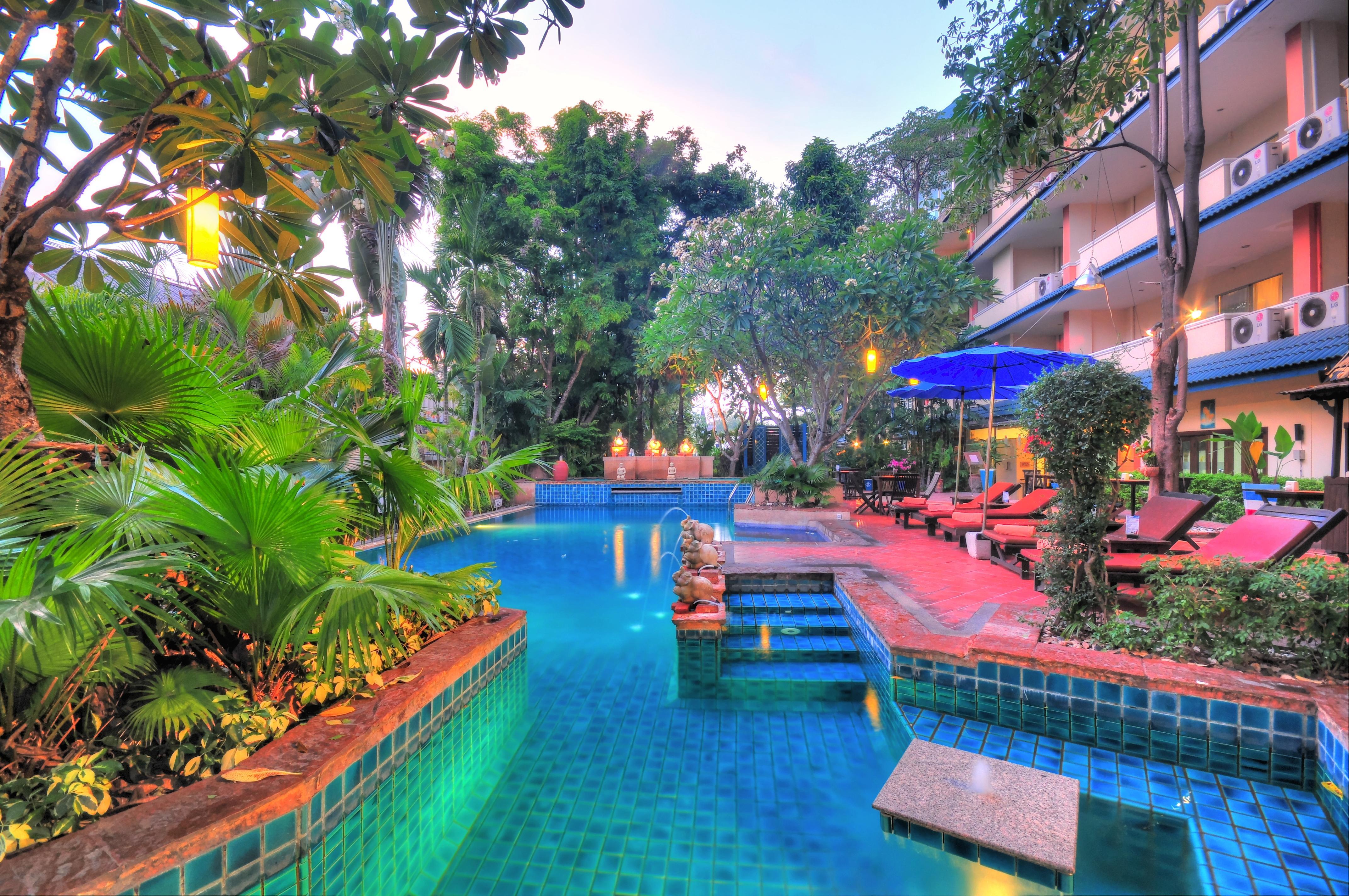 Gazebo Resort, Pattaya Ngoại thất bức ảnh