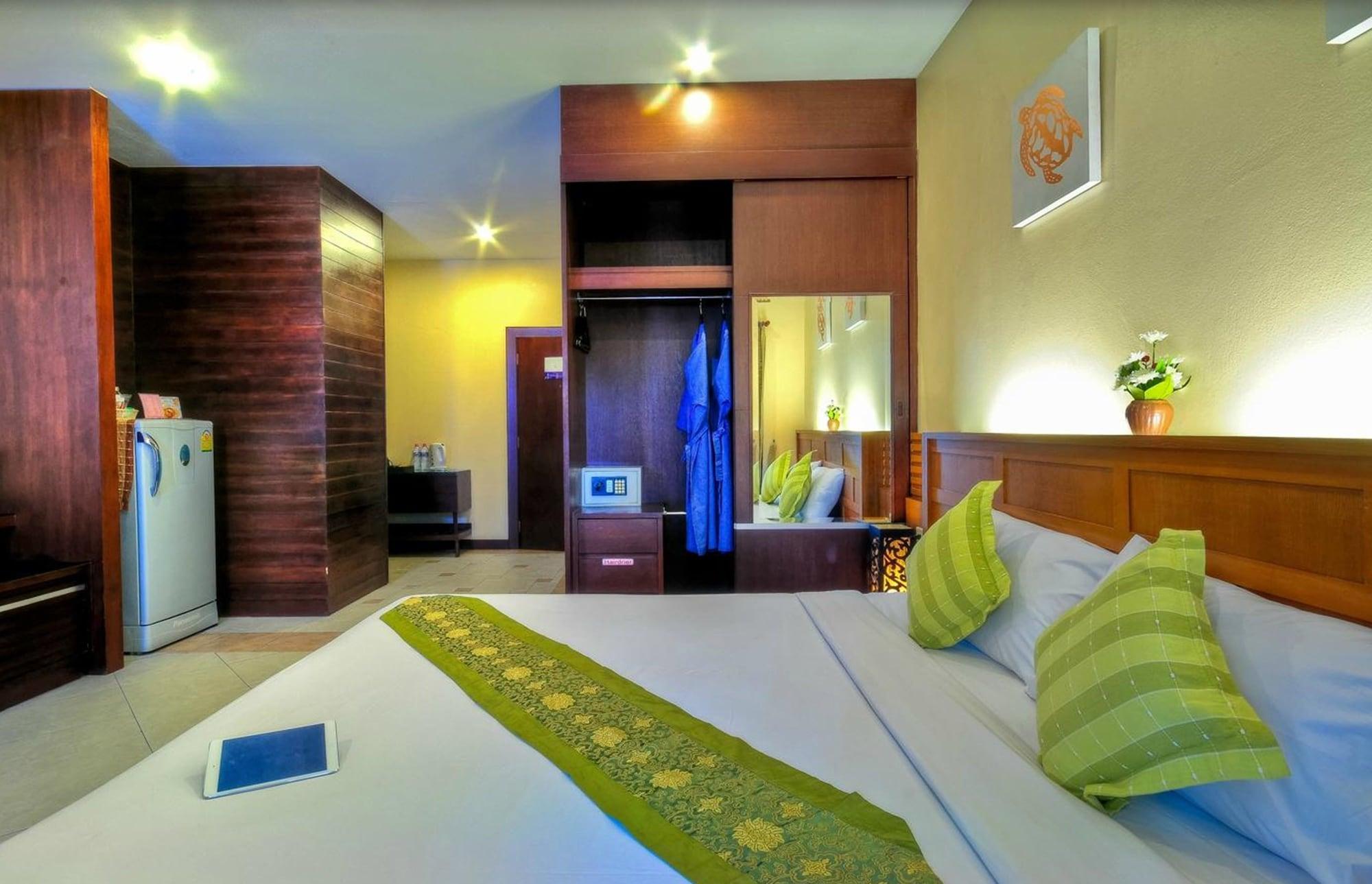 Gazebo Resort, Pattaya Ngoại thất bức ảnh