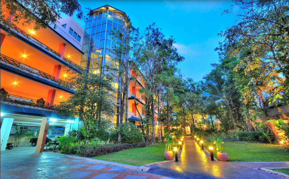 Gazebo Resort, Pattaya Ngoại thất bức ảnh